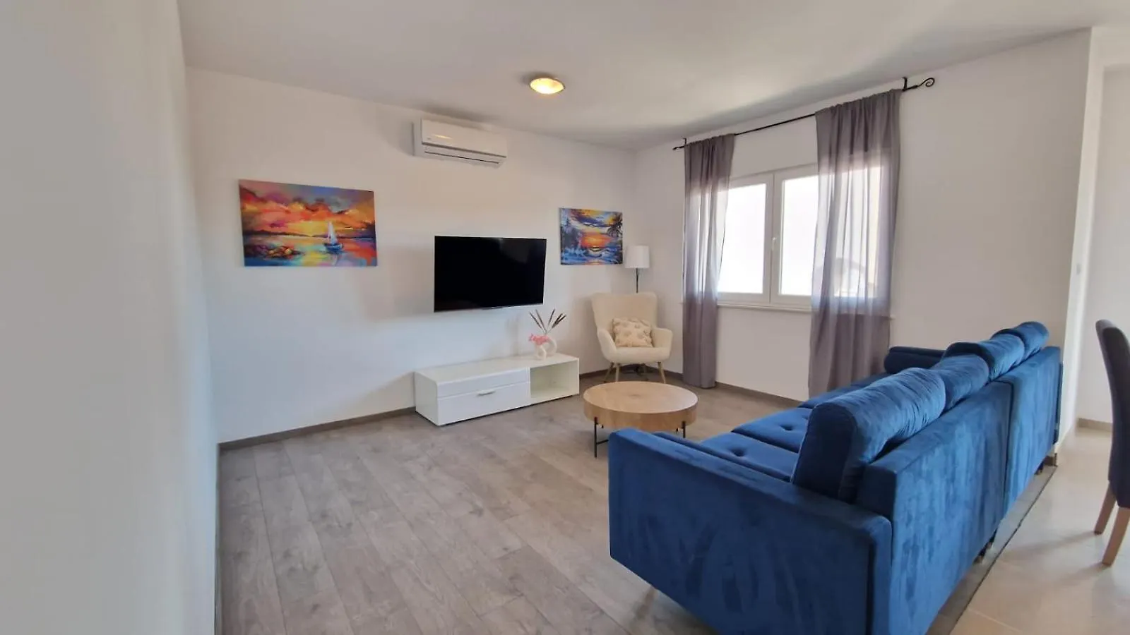 Charming Apartment Eva Split